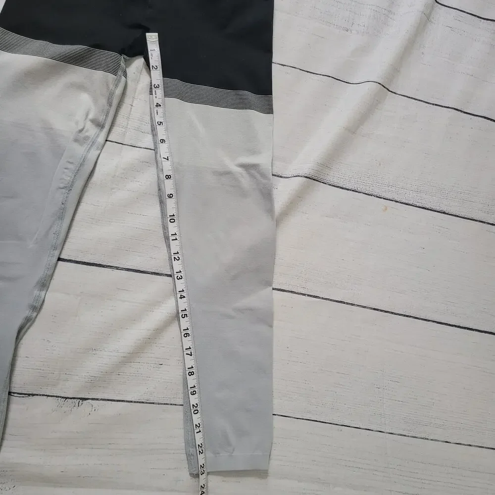 Athleta Size S‎ Seamless High Rise Intarsia Knit Leggings Athleisure Barre Gym